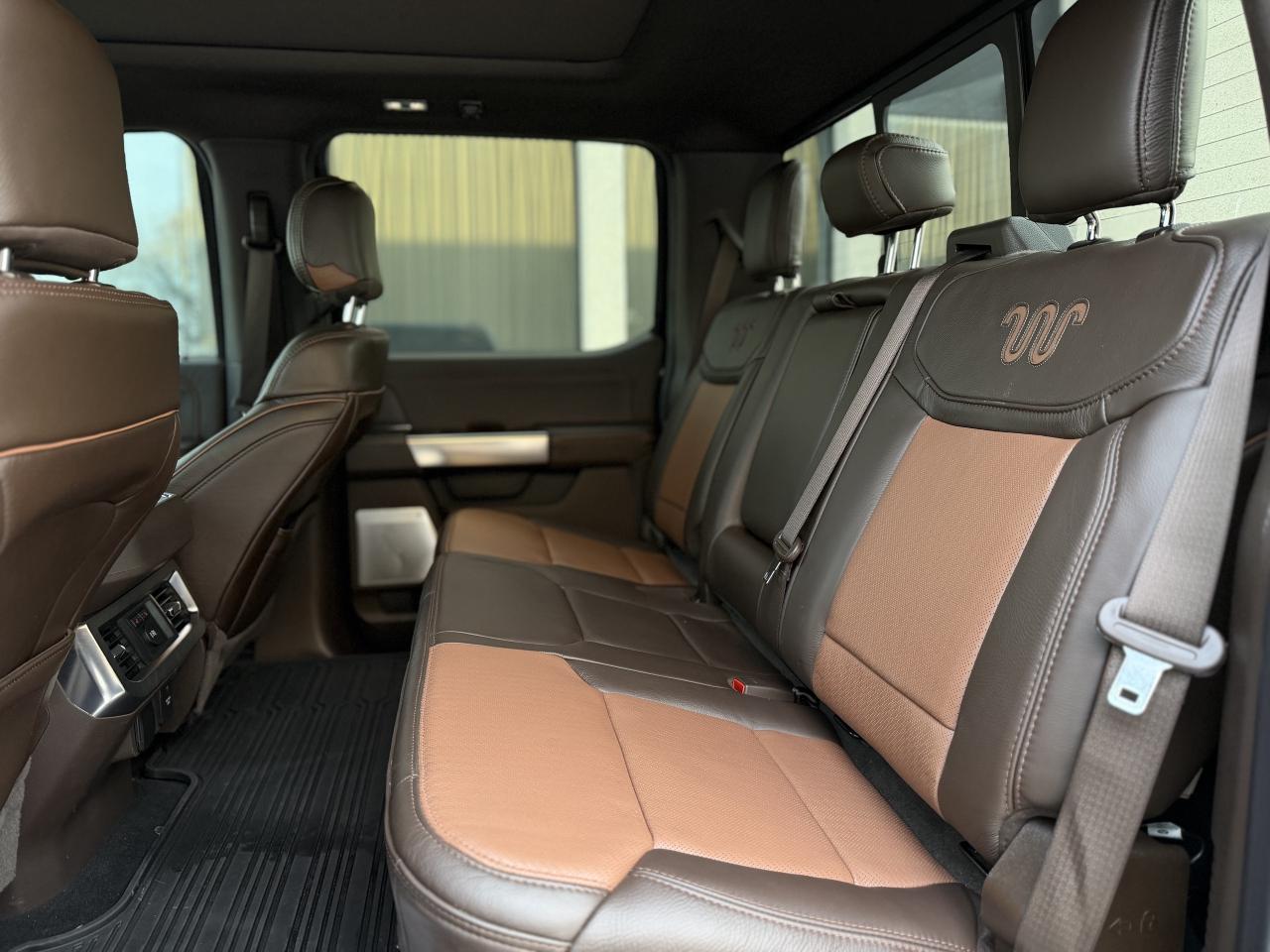 2024 Ford F-450 SUPER DUTY King Ranch 4WD Crew Cab 8' Box Photo