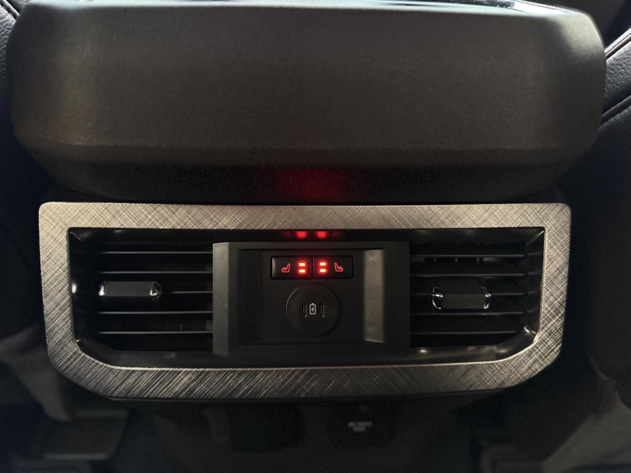 2024 Ford F-450 SUPER DUTY King Ranch 4WD Crew Cab 8' Box Photo