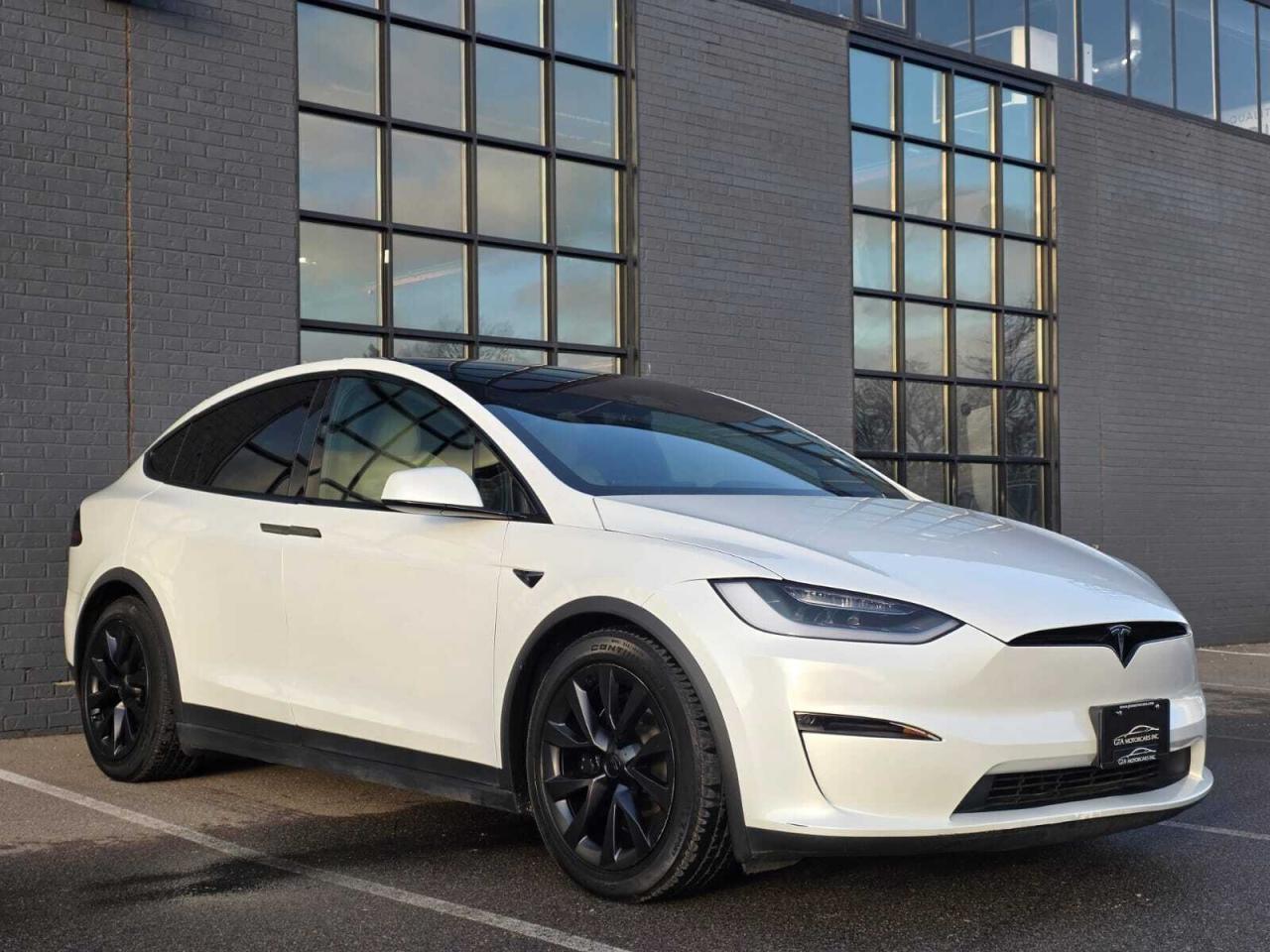 2023 Tesla Model X AWD Photo