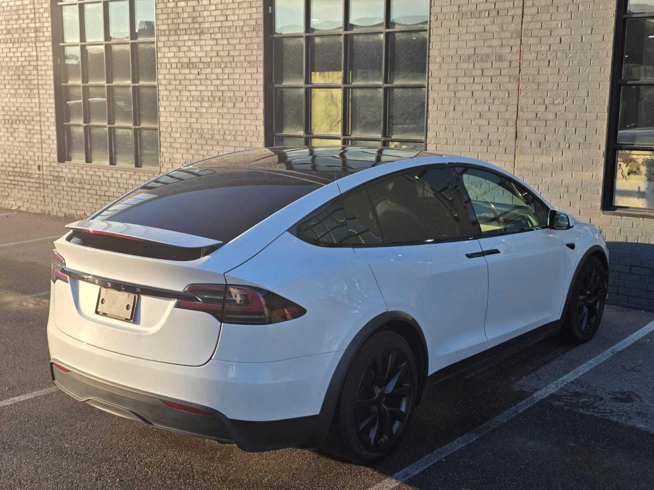 2023 Tesla Model X AWD Photo