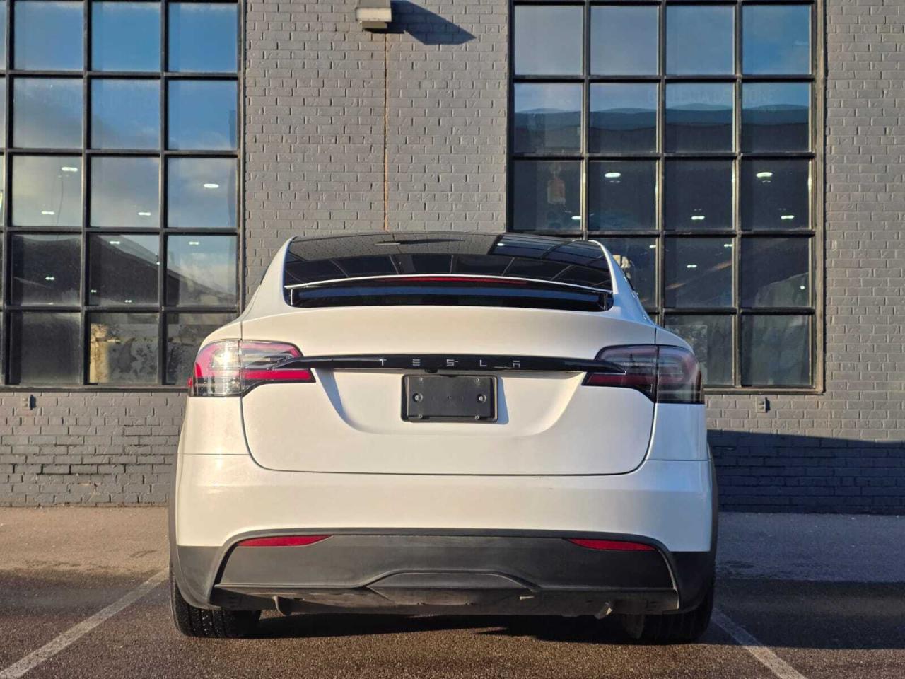 2023 Tesla Model X AWD Photo