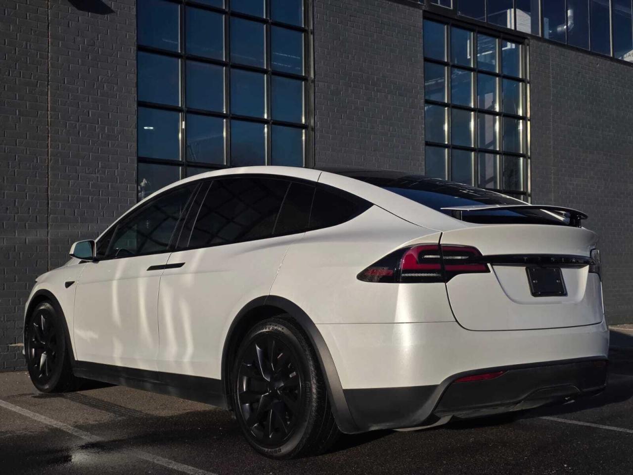 2023 Tesla Model X AWD Photo