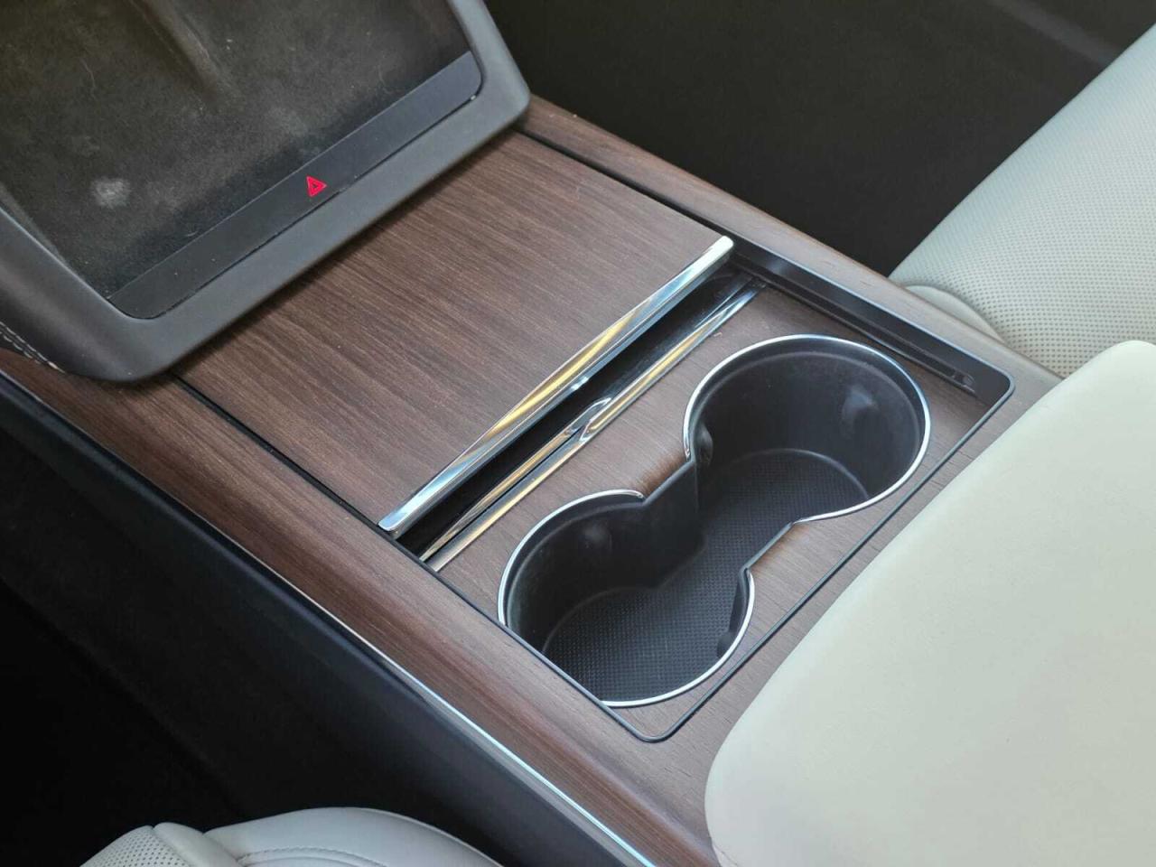 2023 Tesla Model X AWD Photo