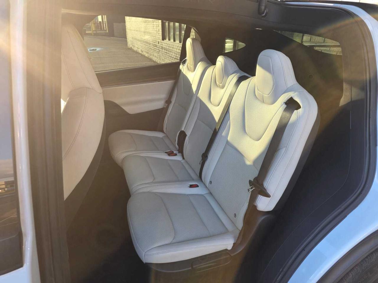 2023 Tesla Model X AWD Photo