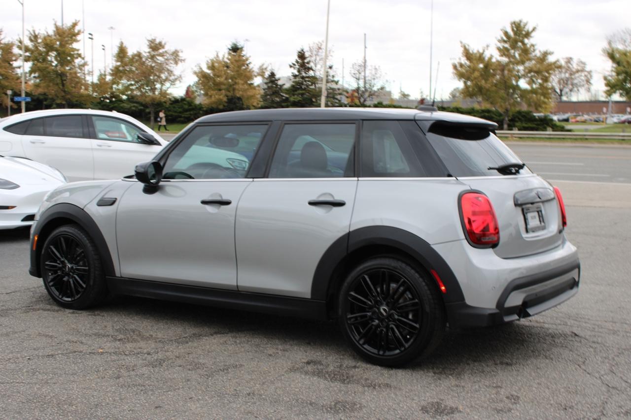 2024 MINI 5 Door Cooper   Dual Sunroof Photo