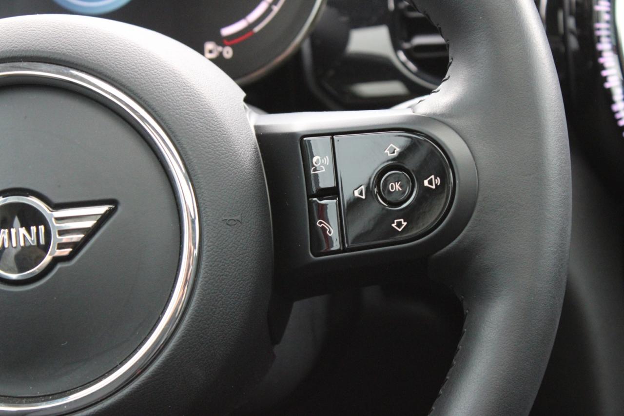 2024 MINI 5 Door Cooper   Dual Sunroof Photo