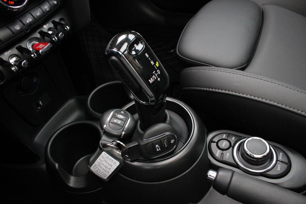 2024 MINI 5 Door Cooper   Dual Sunroof Photo