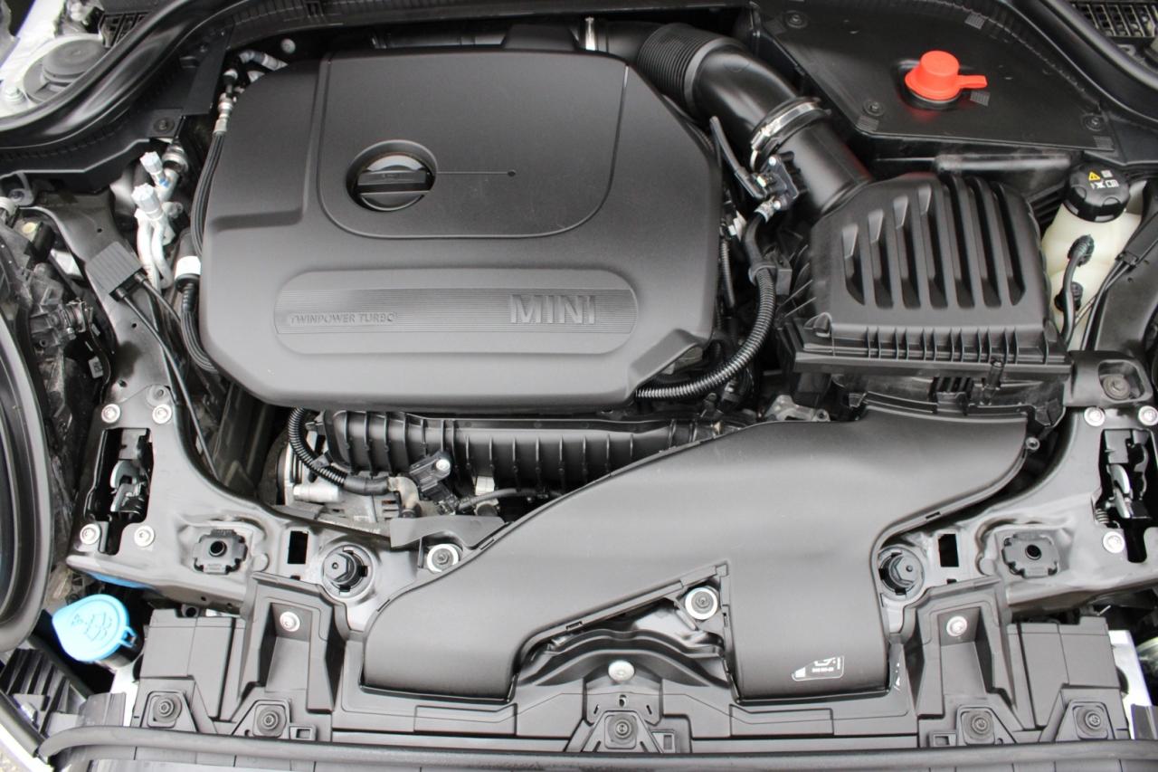 2024 MINI 5 Door Cooper   Dual Sunroof Photo