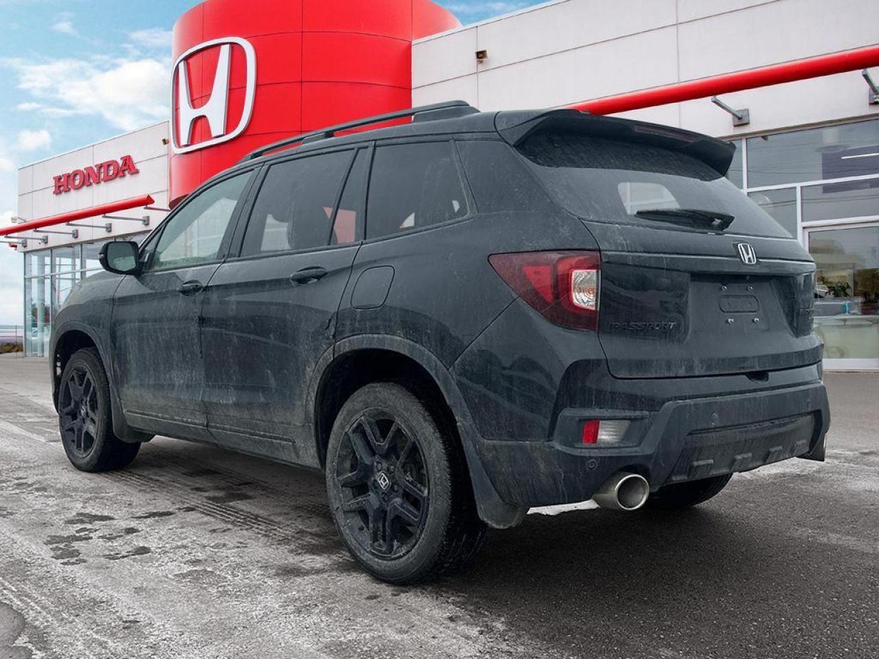 2025 Honda Passport Black Edition Photo3