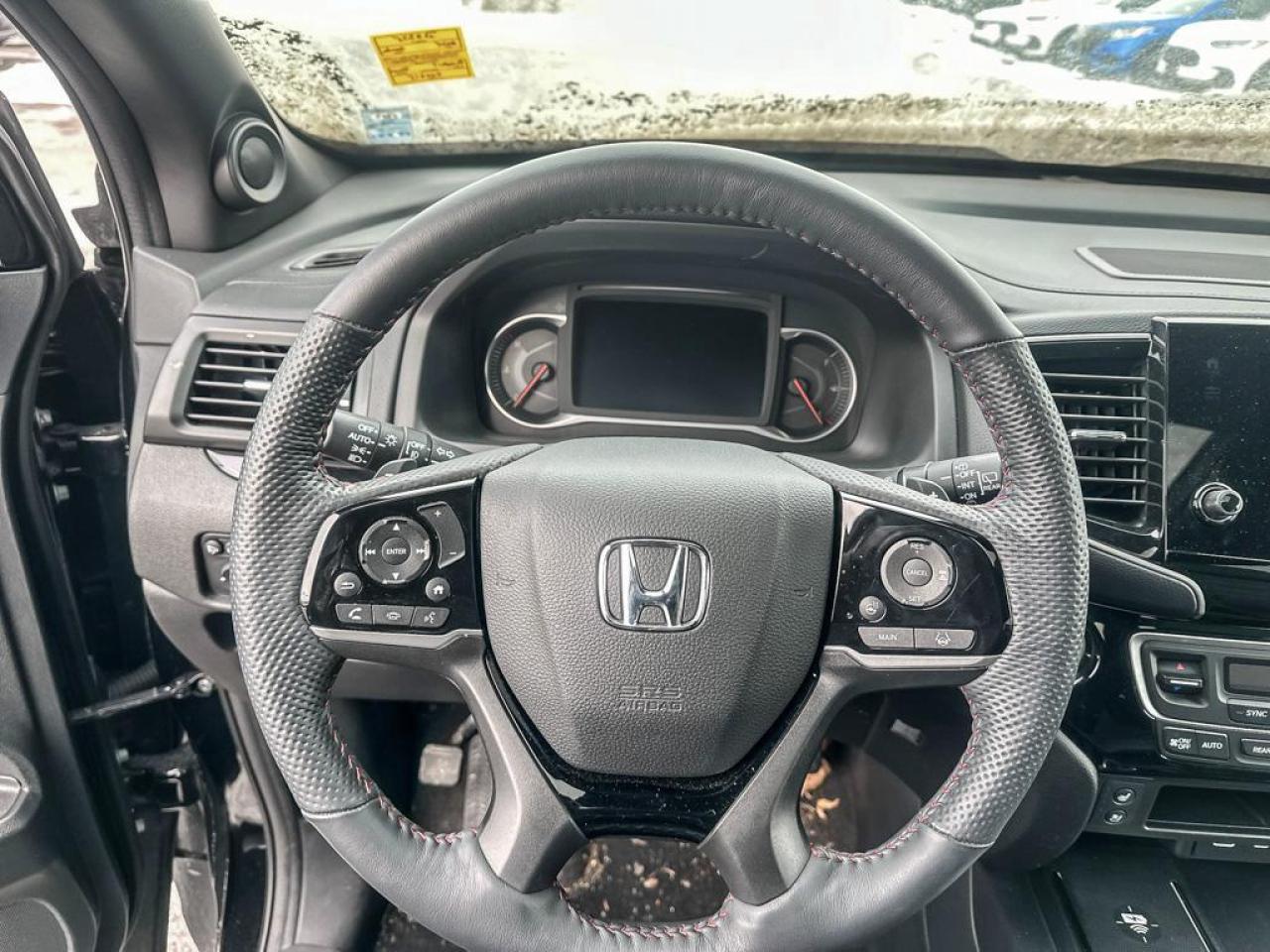 2025 Honda Passport Black Edition Photo