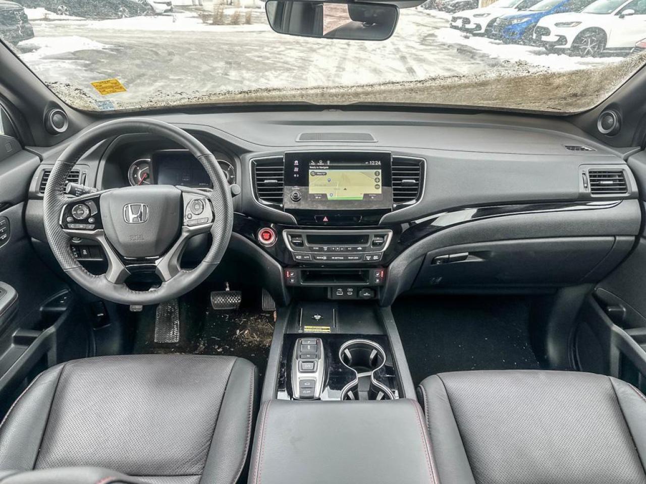 2025 Honda Passport Black Edition Photo