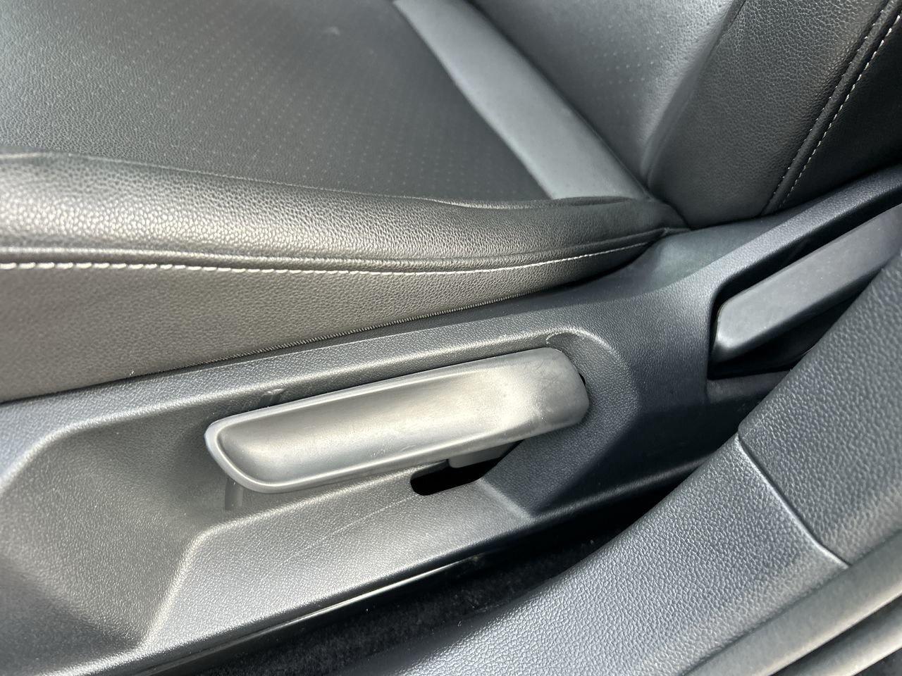 2020 Volkswagen Jetta Highline 1.4T Sunroof  Alloy Wheels  Keyless Start Photo