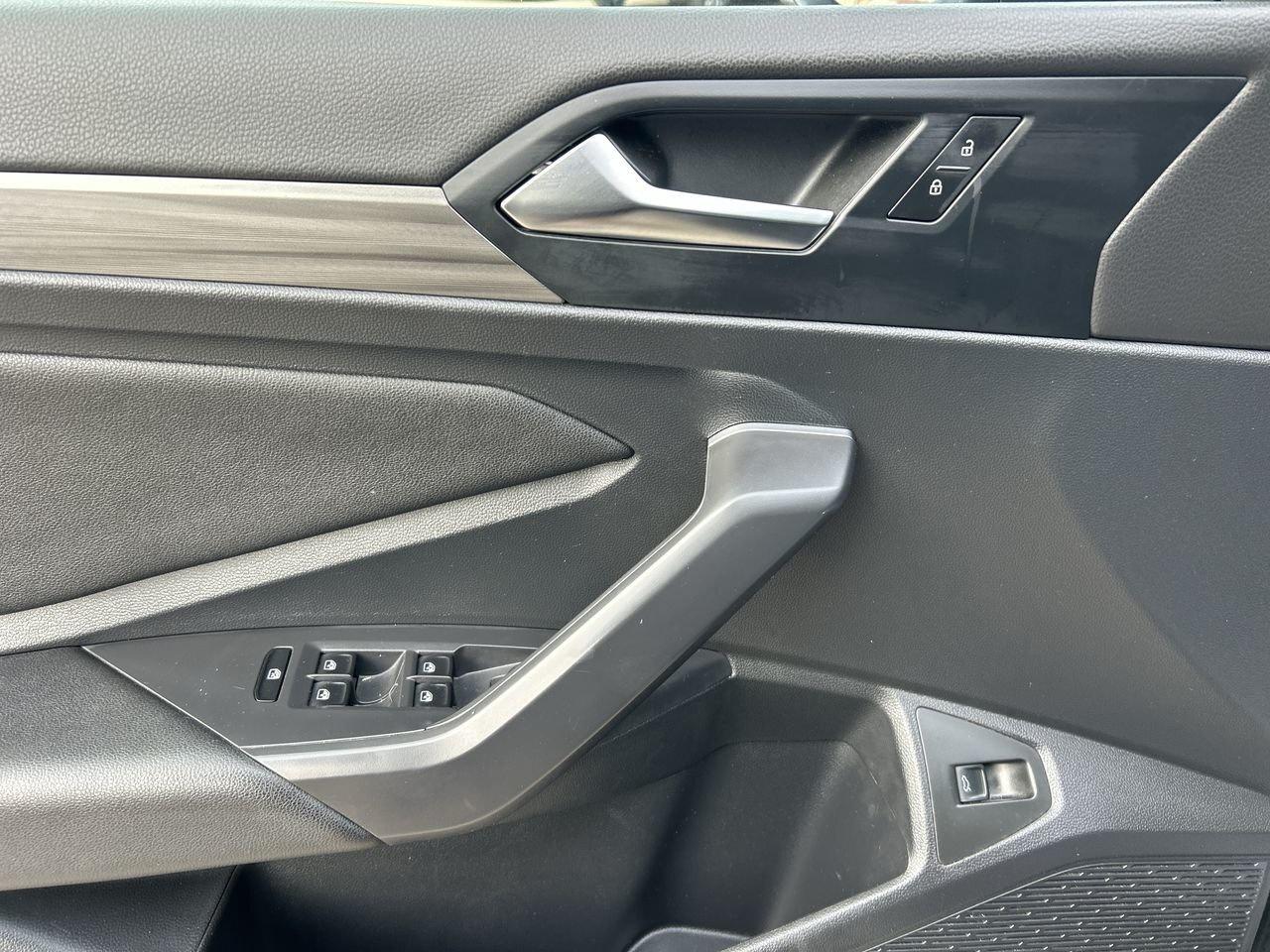 2020 Volkswagen Jetta Highline 1.4T Sunroof  Alloy Wheels  Keyless Start Photo