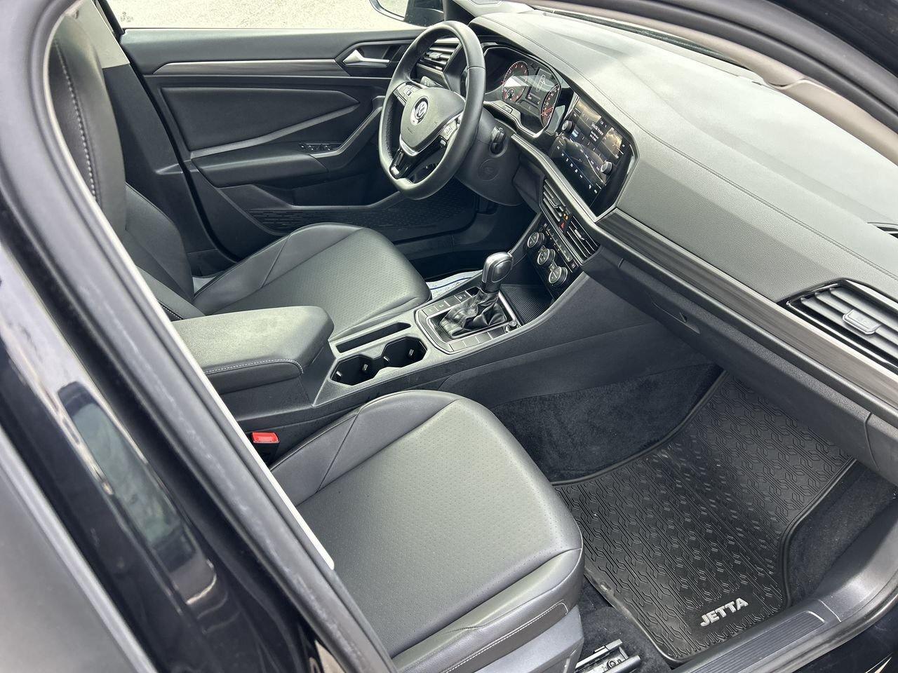 2020 Volkswagen Jetta Highline 1.4T Sunroof  Alloy Wheels  Keyless Start Photo