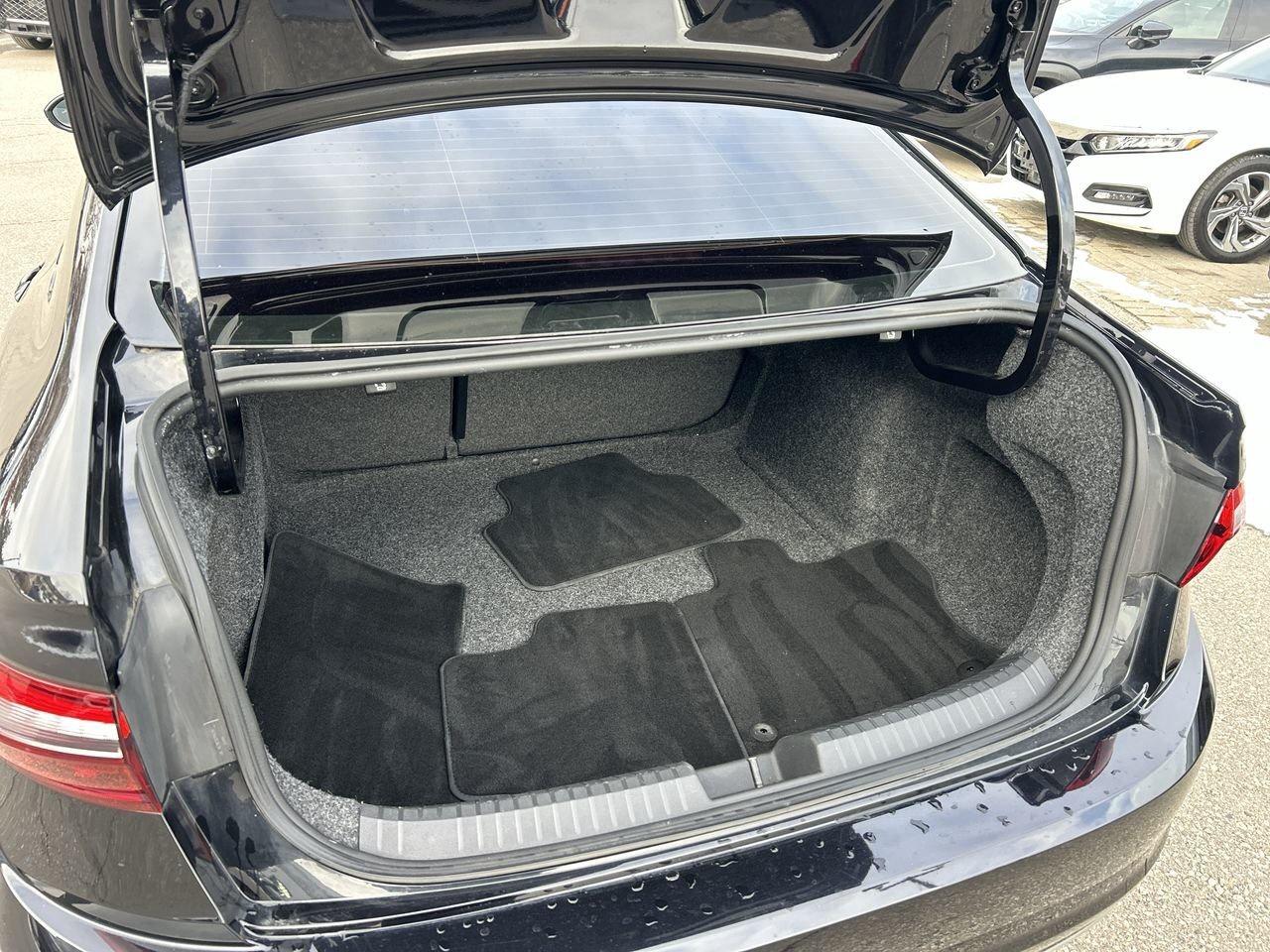 2020 Volkswagen Jetta Highline 1.4T Sunroof  Alloy Wheels  Keyless Start Photo