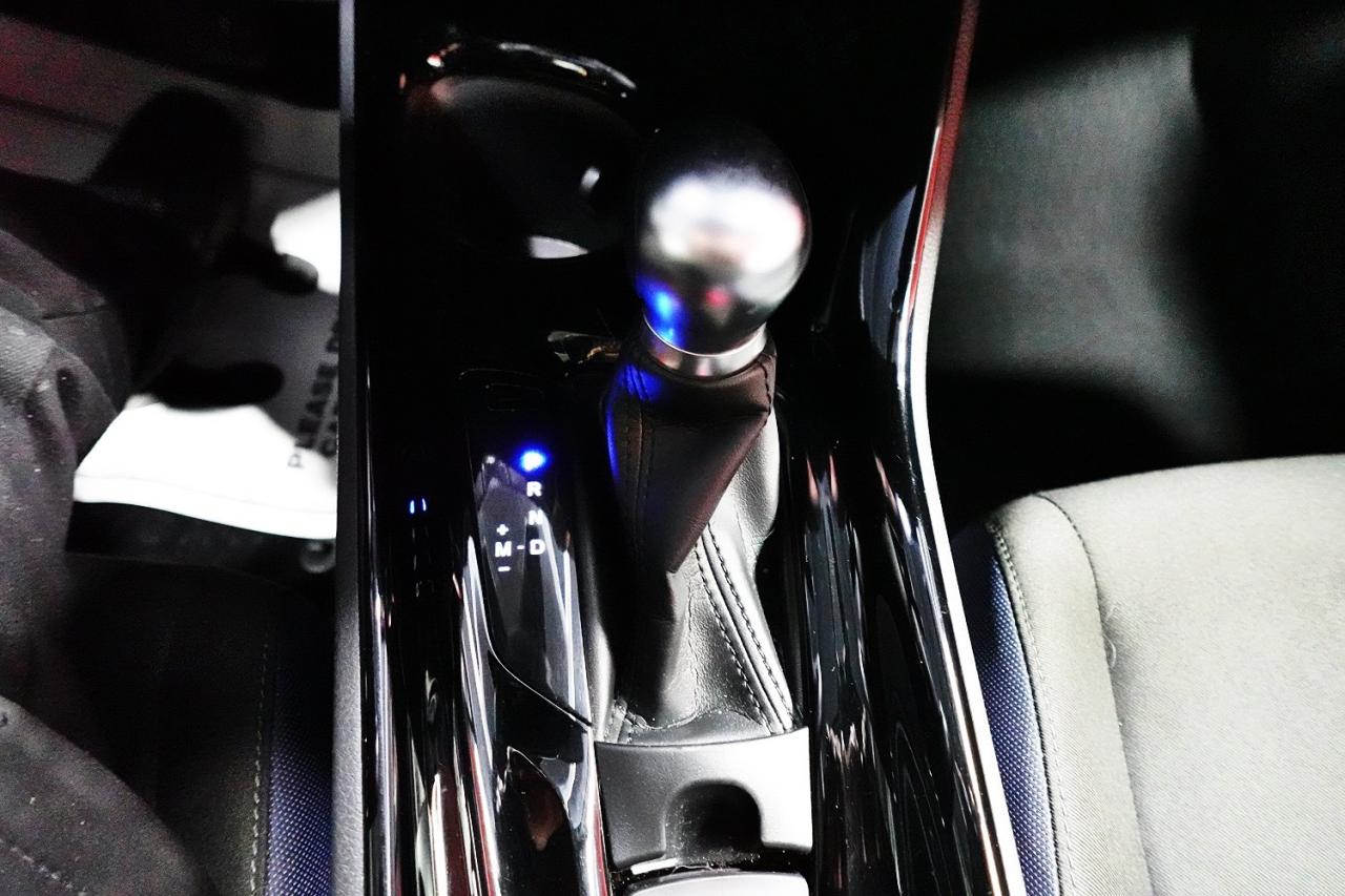 2020 Toyota C-HR XLE PREMIUM,NO ACCIDENT,ONE OWNER,LOADED Photo