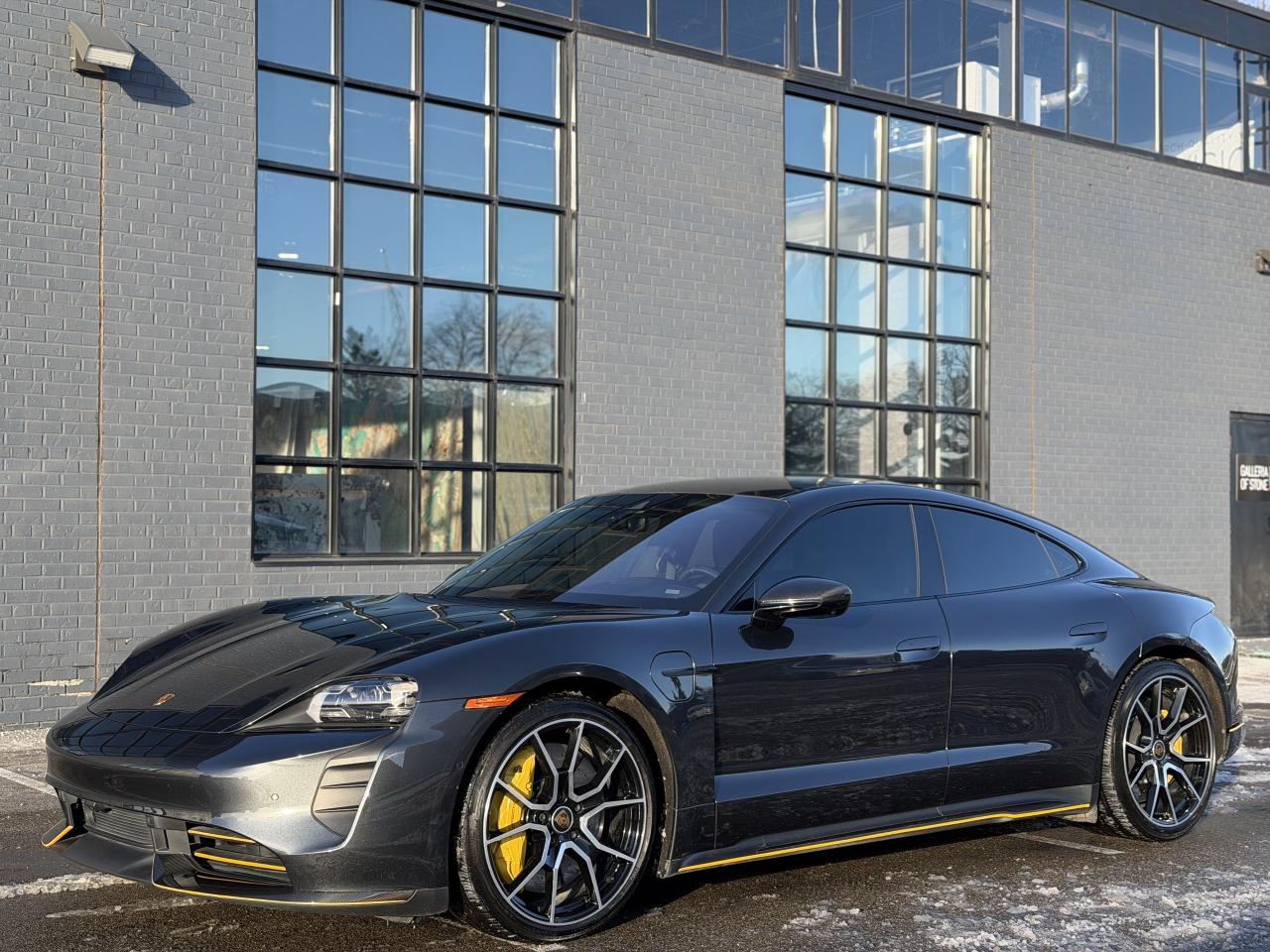 2022 Porsche Taycan Turbo S AWD Photo