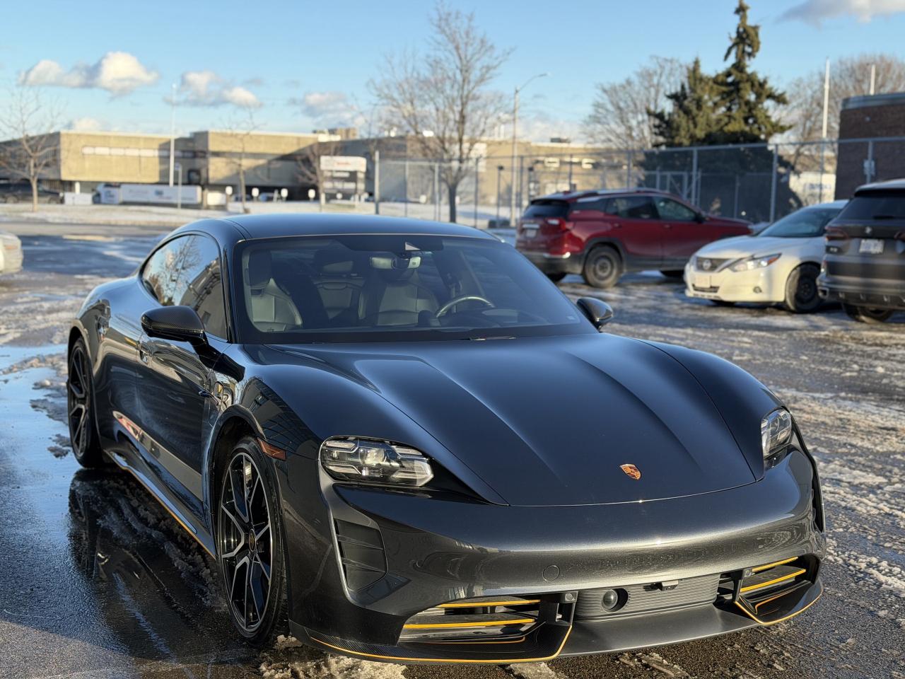 2022 Porsche Taycan Turbo S AWD Photo