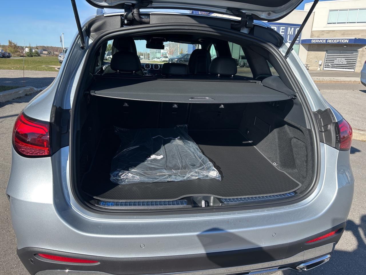 2026 Mercedes-Benz GLC 300 4MATIC Photo