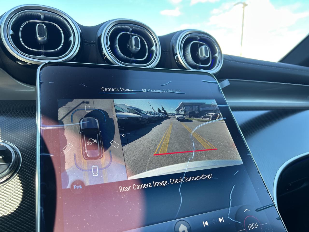 2026 Mercedes-Benz GLC 300 4MATIC Photo