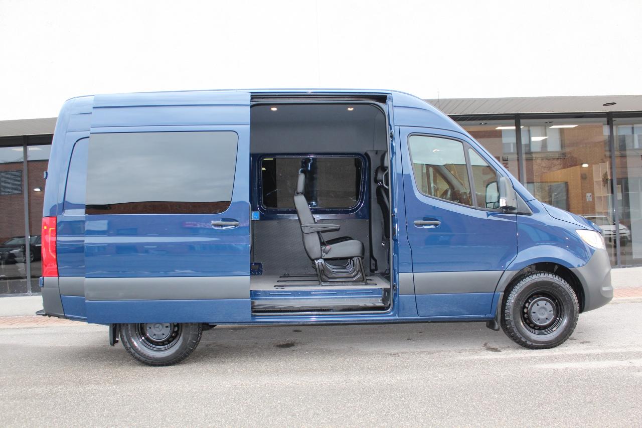 2022 Mercedes-Benz Sprinter 5 PASSENGERS" - "LEATHER" - "3.0L DIESEL Photo