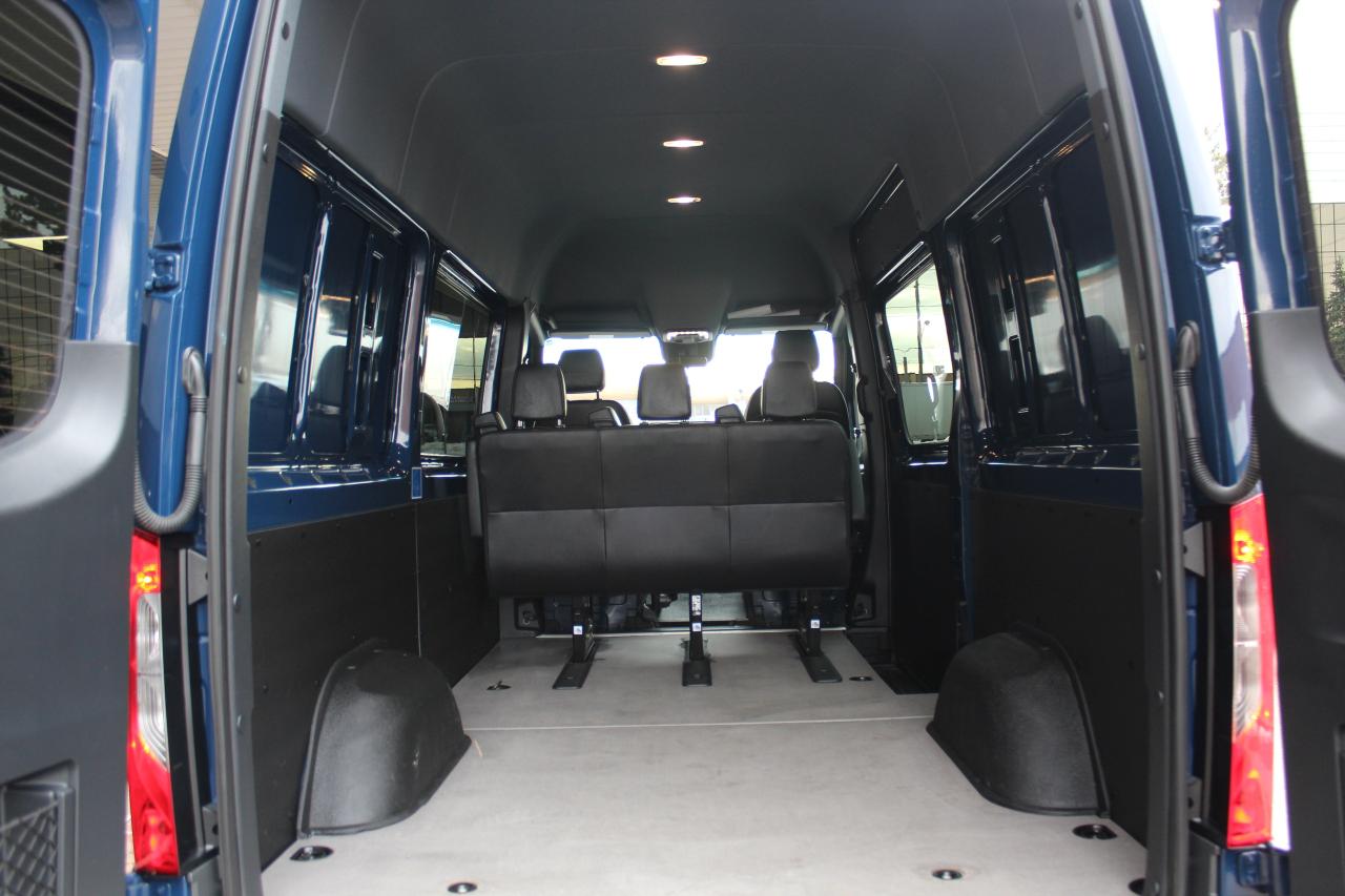 2022 Mercedes-Benz Sprinter 5 PASSENGERS" - "LEATHER" - "3.0L DIESEL Photo
