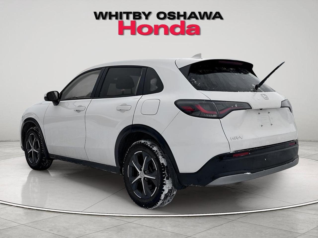 2024 Honda HR-V Navigation System l Heated Seats Photo2