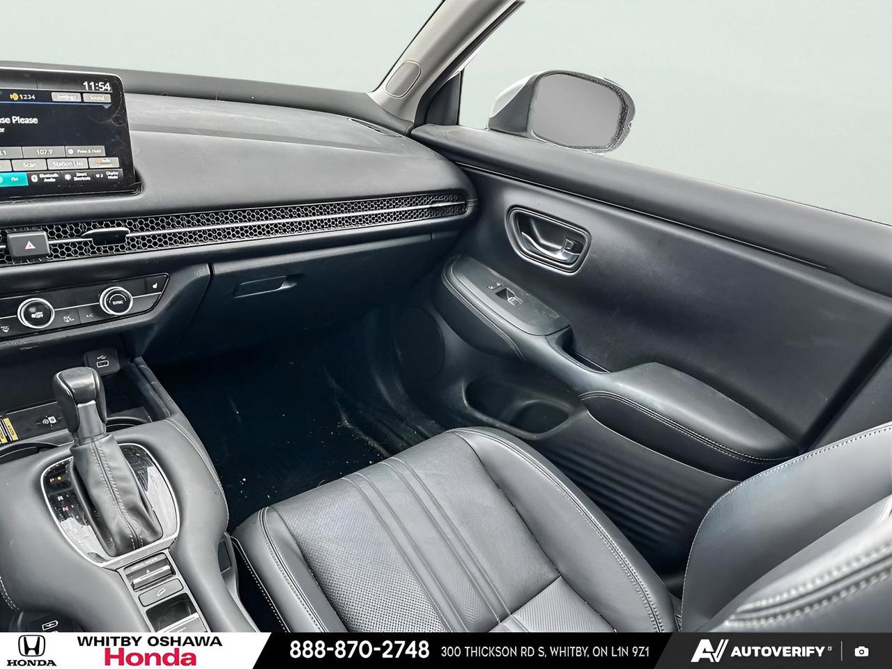 2024 Honda HR-V Navigation System l Heated Seats Photo