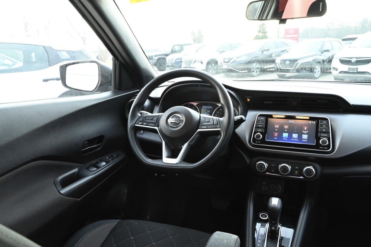 2019 Nissan Kicks S Photo