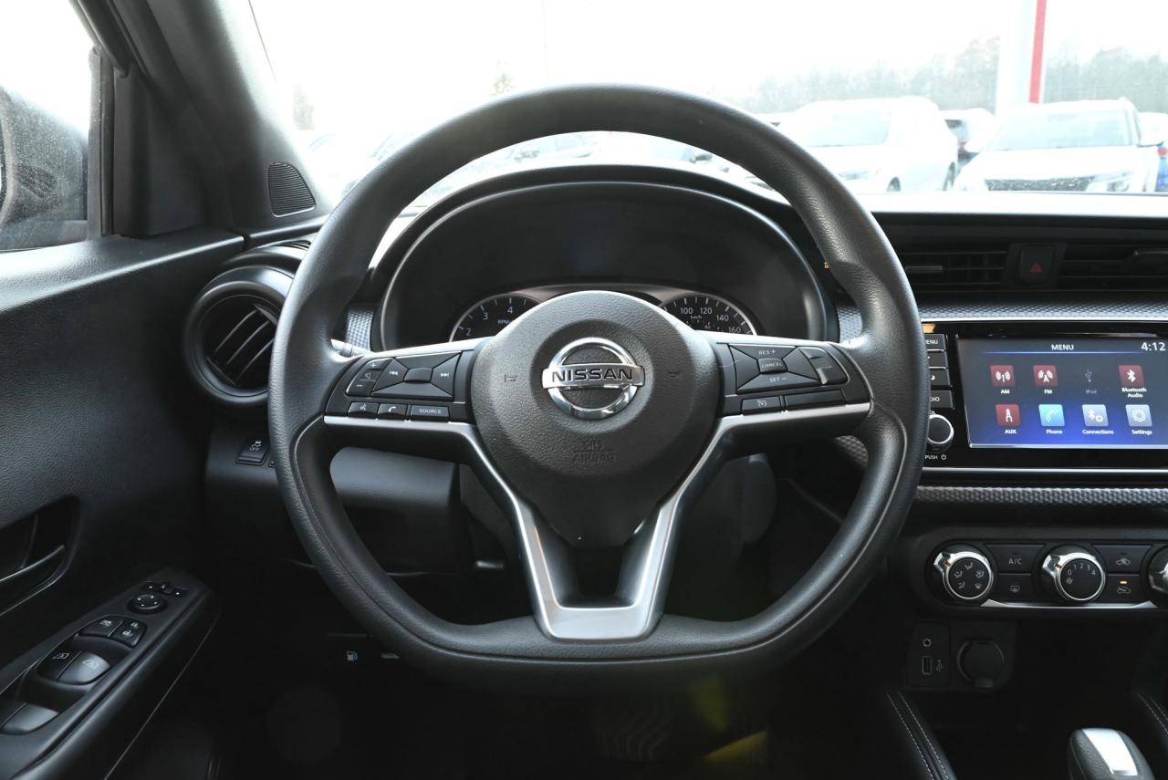 2019 Nissan Kicks S Photo