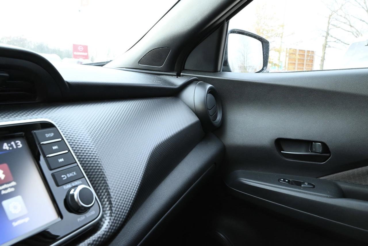 2019 Nissan Kicks S Photo