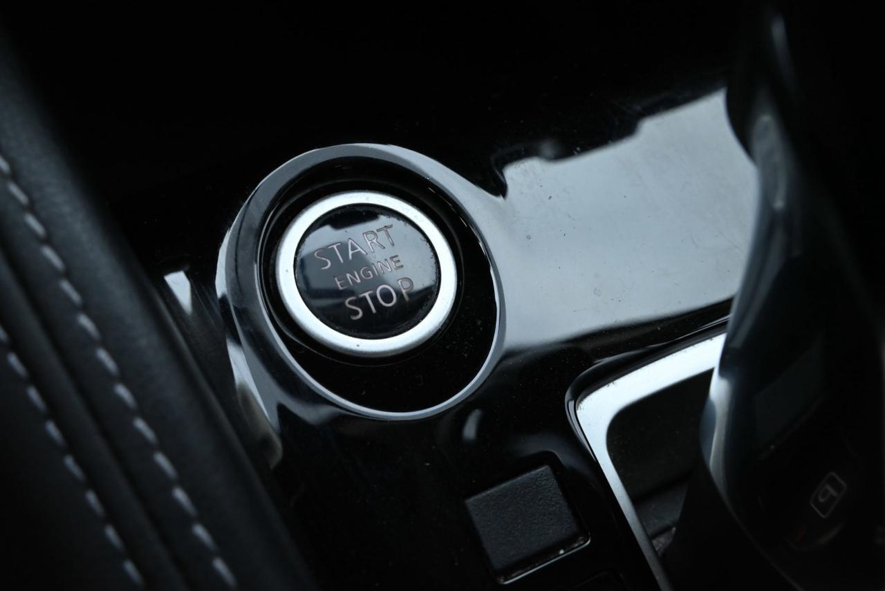 2019 Nissan Kicks S Photo