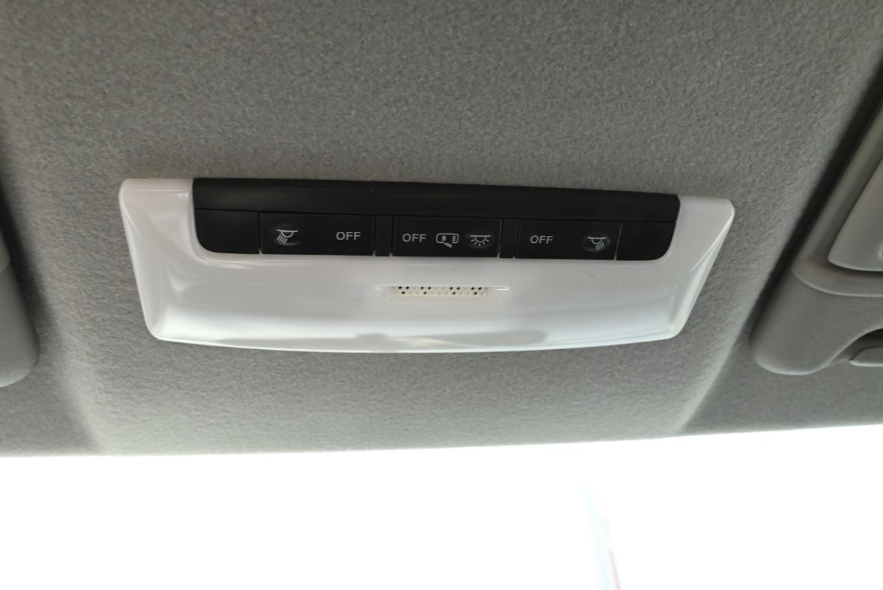 2019 Nissan Kicks S Photo