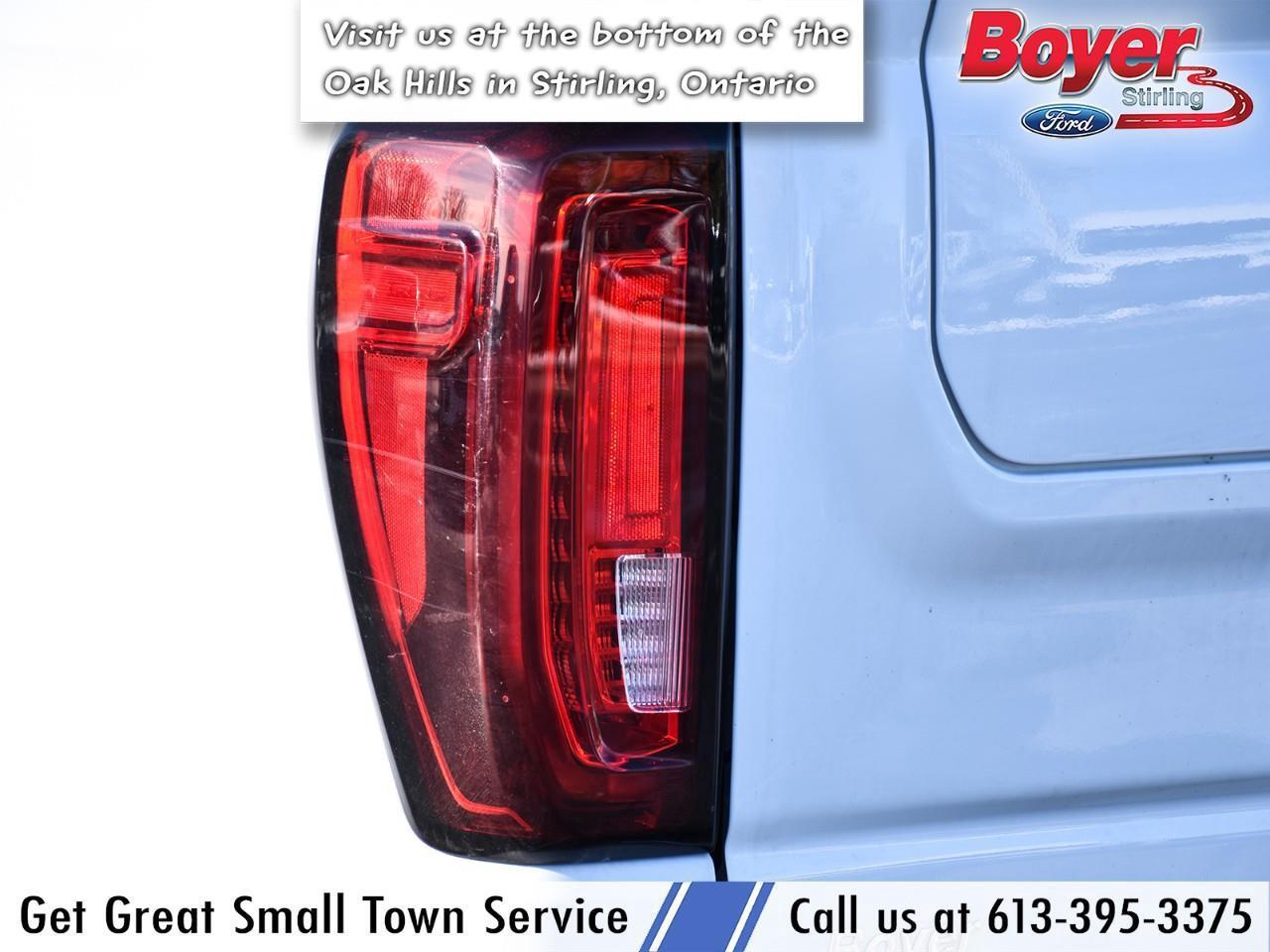 2024 GMC Sierra 1500 AT4 CLEAN CARFAX, ONE OWNER! Photo