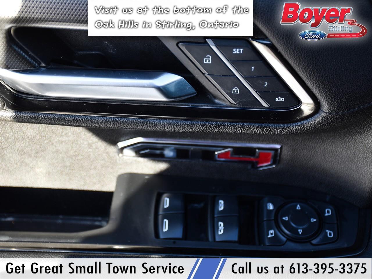 2024 GMC Sierra 1500 AT4 CLEAN CARFAX, ONE OWNER! Photo