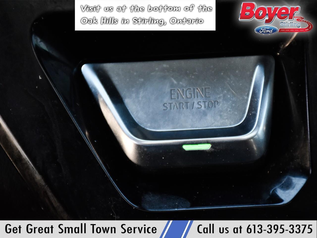 2024 GMC Sierra 1500 AT4 CLEAN CARFAX, ONE OWNER! Photo