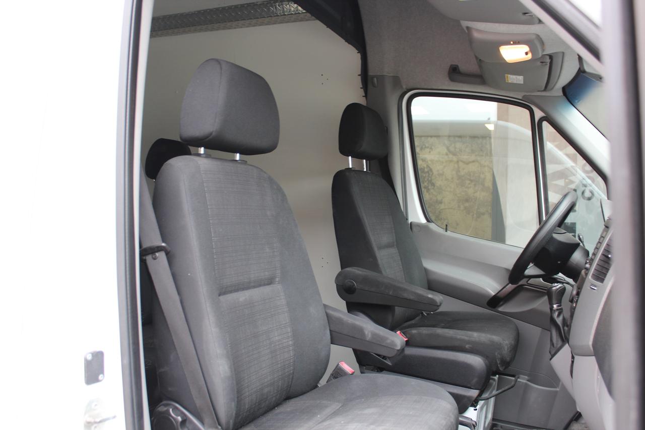 2015 Mercedes-Benz Sprinter 5 PASSENGERS SEATING" - "DIESEL" - "HIGH ROOF Photo