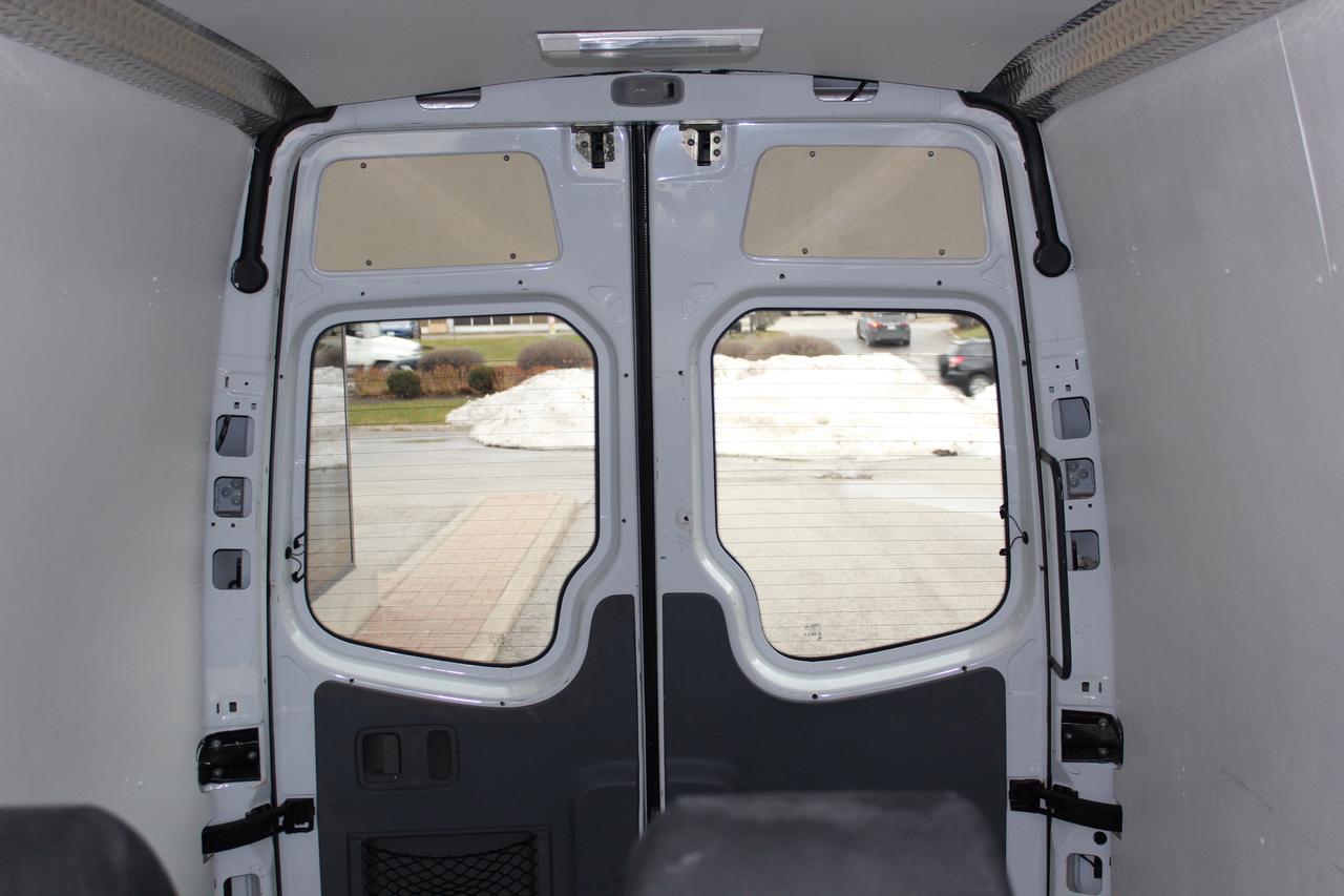 2015 Mercedes-Benz Sprinter 5 PASSENGERS SEATING" - "DIESEL" - "HIGH ROOF Photo