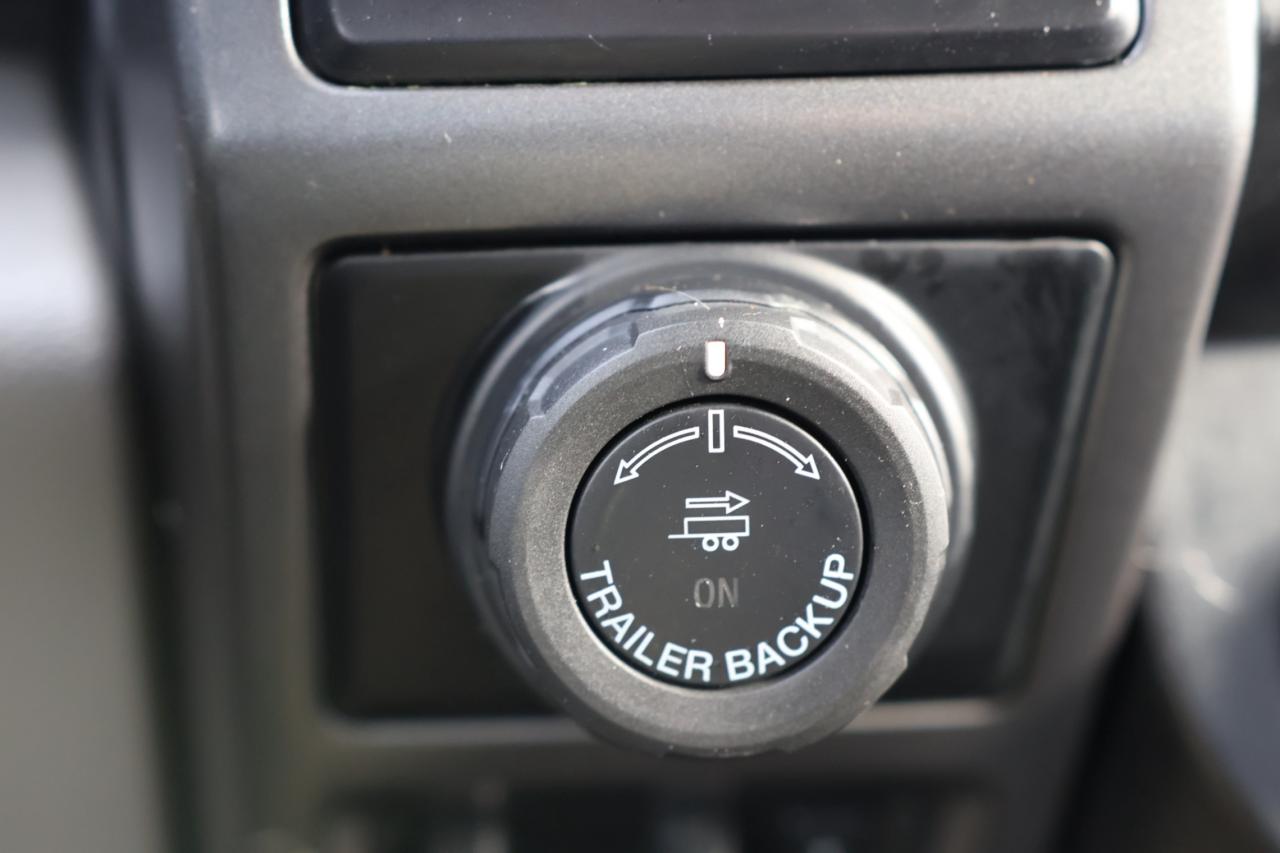 2018 Ford F-150 XLT-4WD-SUPERCREW/NAV/LEATHER/CARPLAY/P SEATS/B CA Photo