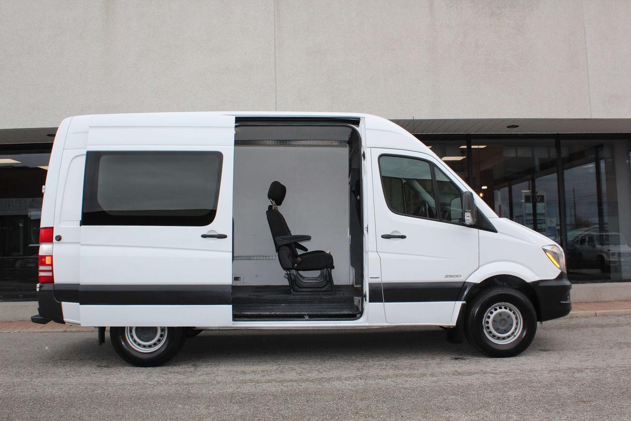 2015 Mercedes-Benz Sprinter 5 PASSENGERS" - "DIESEL" - "HIGH ROOF Photo1