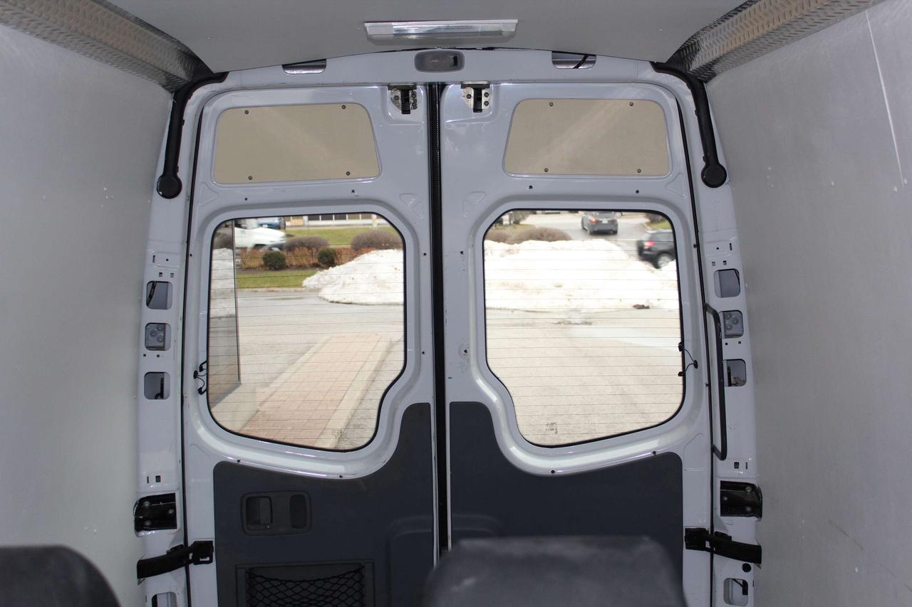 2015 Mercedes-Benz Sprinter 5 PASSENGERS" - "DIESEL" - "HIGH ROOF Photo