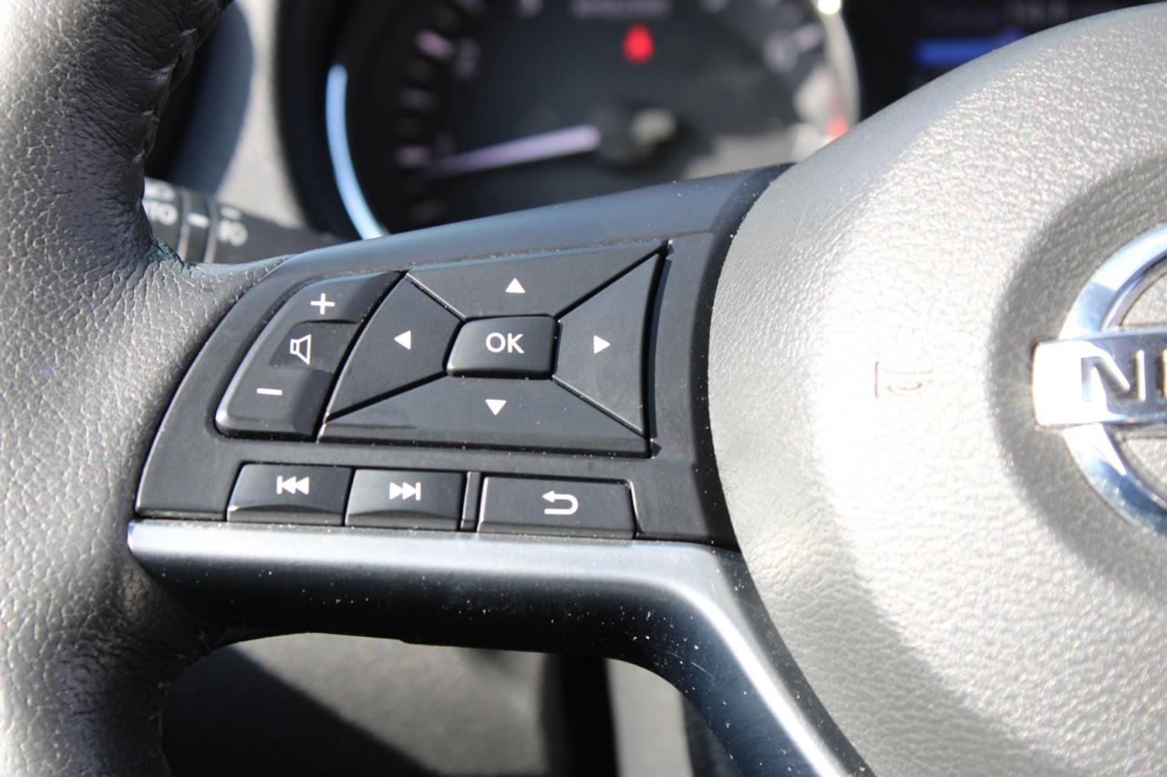 2019 Nissan Rogue SV AWD MOONROOF ONE OWNER CLEAN CARFAX Photo