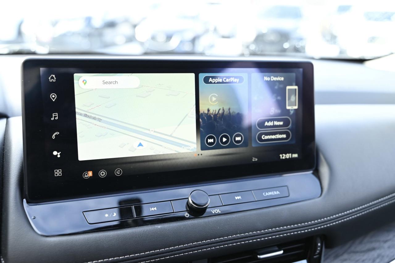 2024 Nissan Rogue Platinum/ Nissan Company Vehicle/ Only/ Low Kilo/ Photo