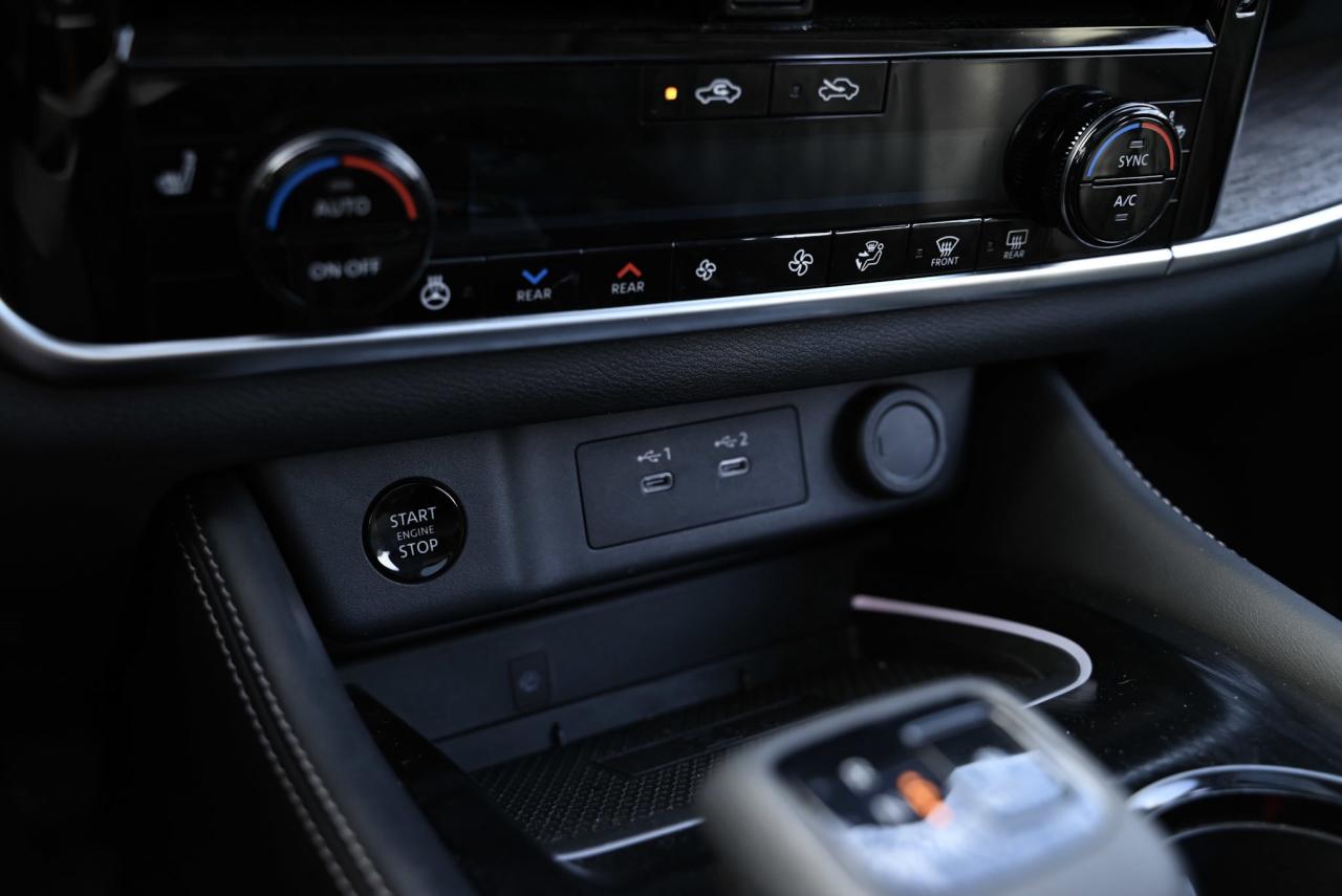 2024 Nissan Rogue Platinum Photo