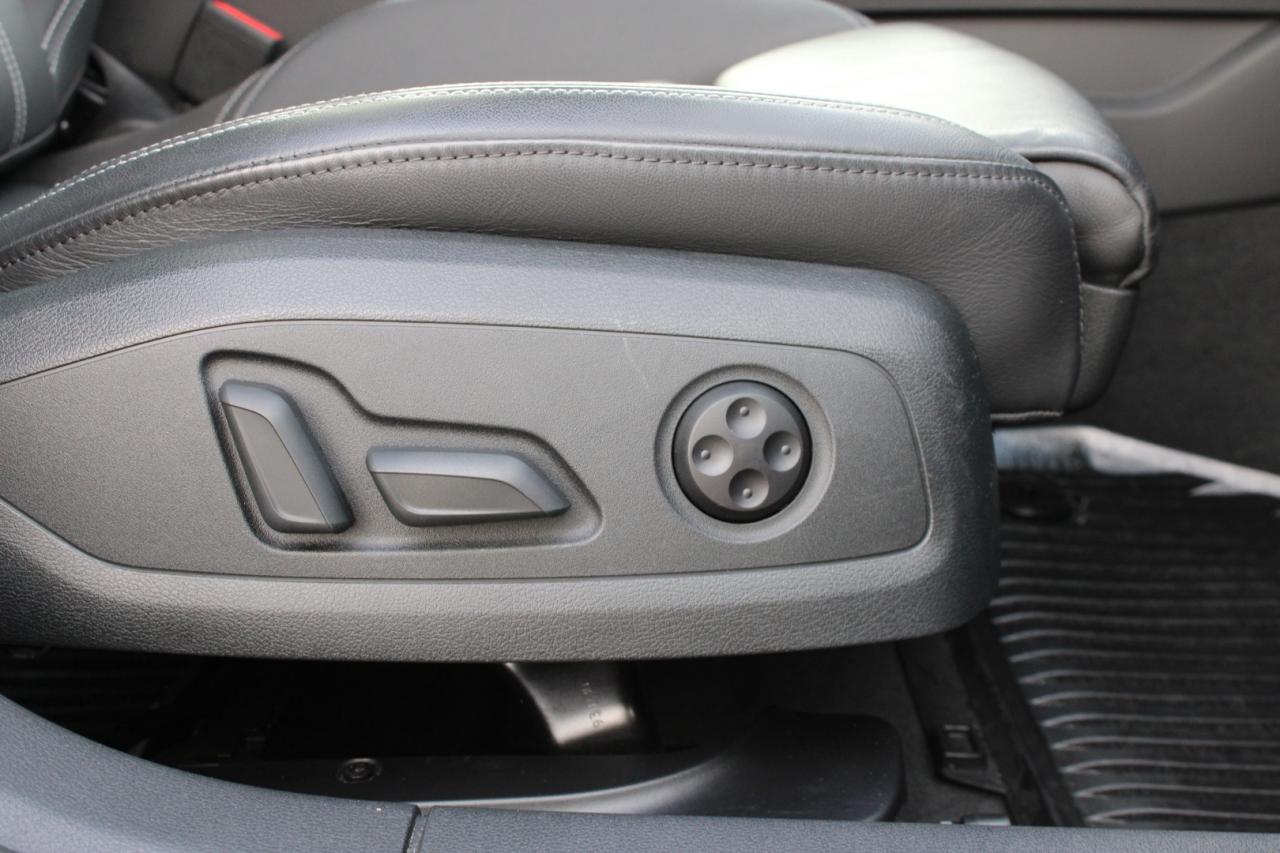 2024 Audi A5 TECHNIK S line quattro No Accident Safety Certifie Photo