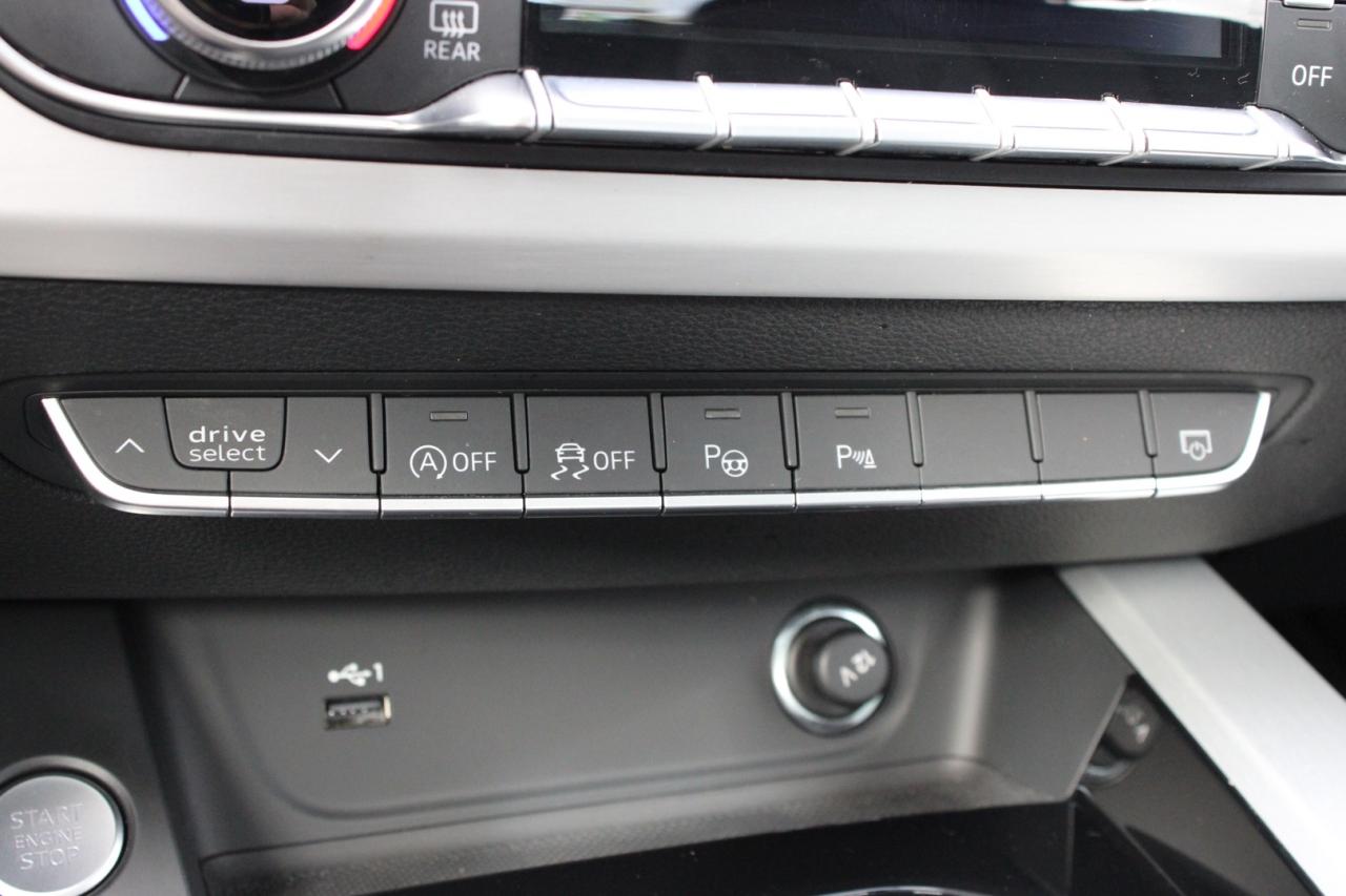 2024 Audi A5 TECHNIK S line quattro No Accident Safety Certifie Photo