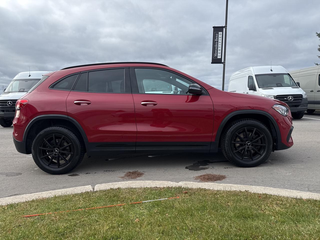 2022 Mercedes-Benz GLA 4MATIC® Photo4