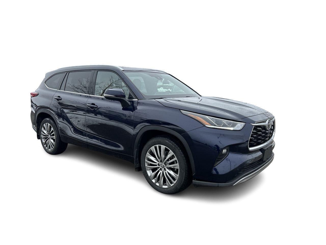 2022 Toyota Highlander Platinum Remote Starter  Panoramic Roof  Leather S Photo