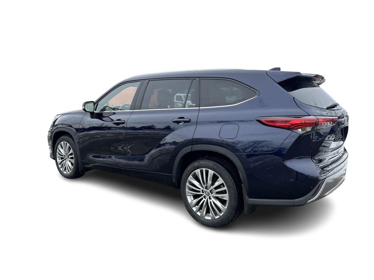 2022 Toyota Highlander Platinum Remote Starter  Panoramic Roof  Leather S Photo