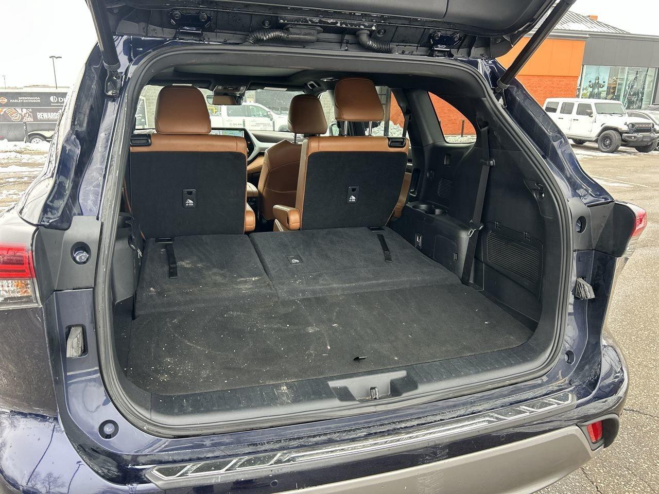 2022 Toyota Highlander Platinum Remote Starter  Panoramic Roof  Leather S Photo